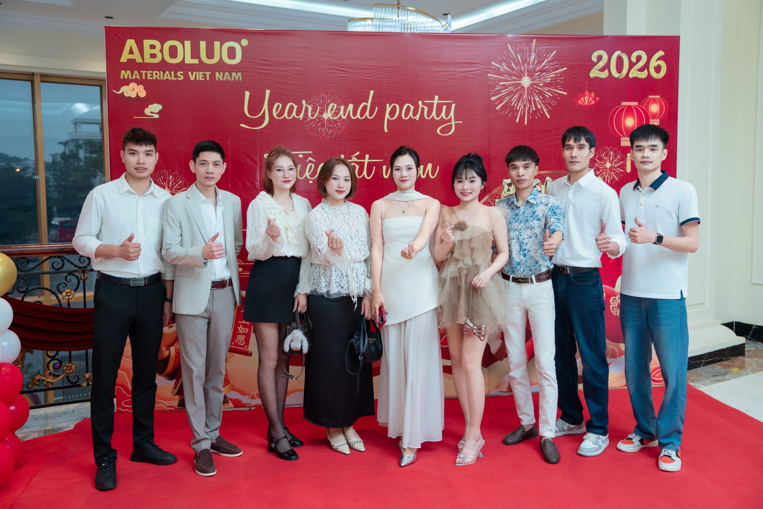 ✨ TẤT NIÊN CUỐI NĂM – 年终聚会 ✨